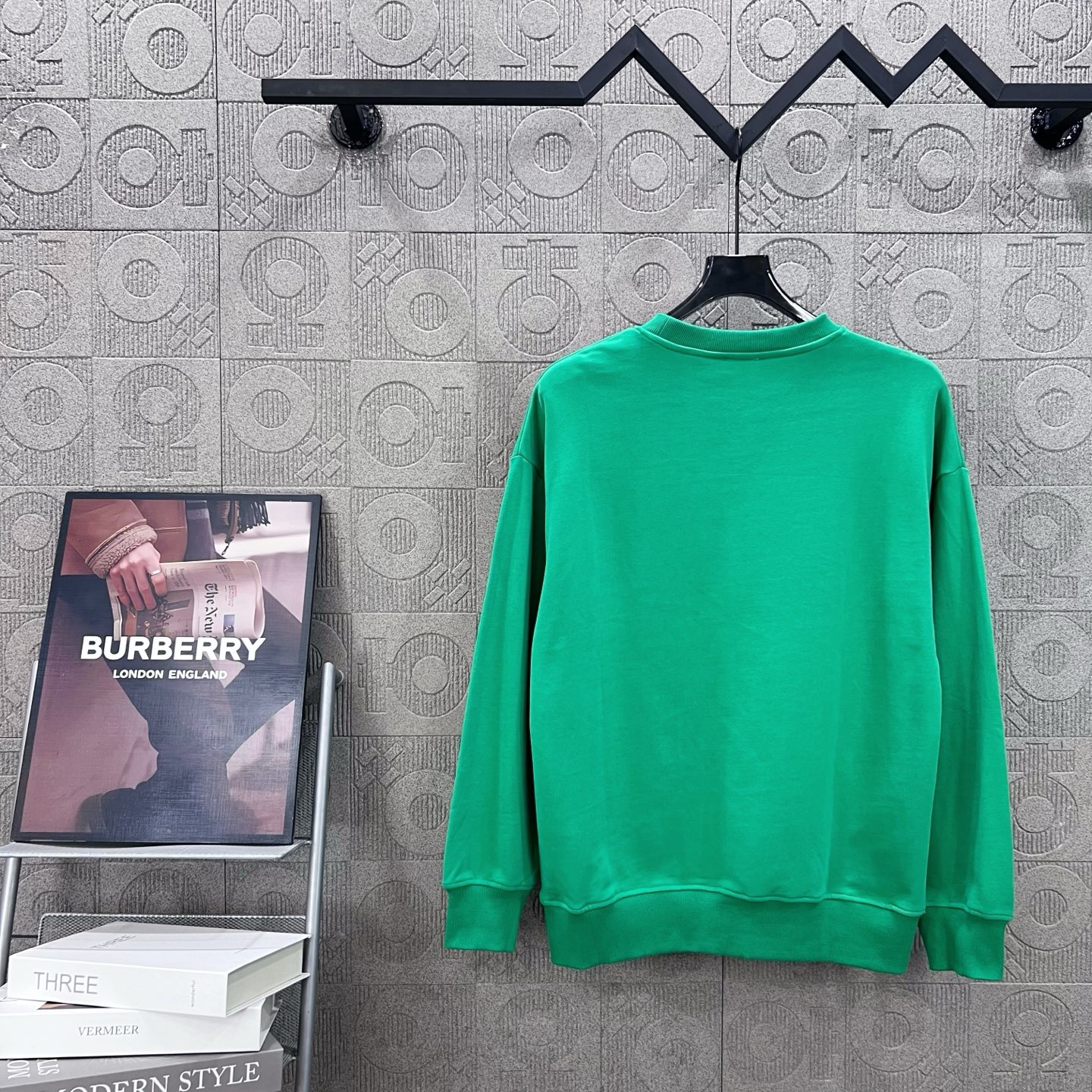 Burberry 버버리 입체 실리콘 로고 크루넥 맨투맨 티셔츠 의류