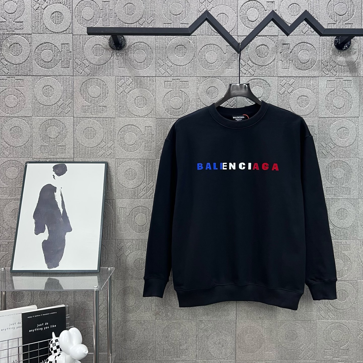 Balenciaga 발렌시아가 클래식 실리콘 로고 맨투맨 티셔츠 의류