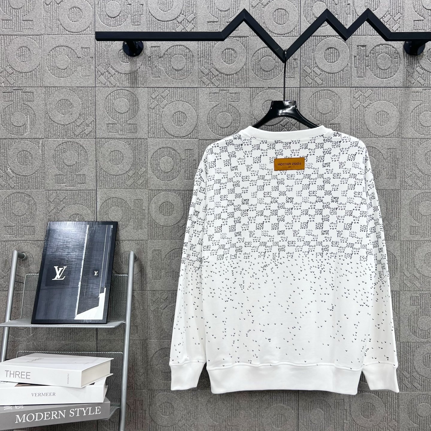 Louis Vuitton LV 루이비통 풀프린트 로고 체커보드 맨투맨 티셔츠 의류