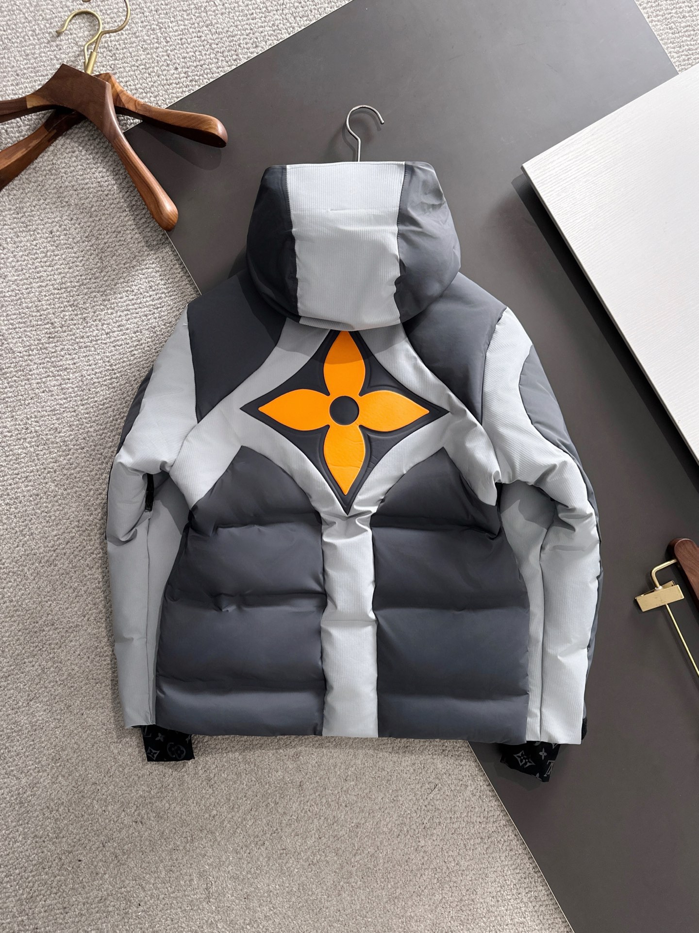 Louis Vuitton LV 루이비통 스키 다운 재킷 자켓  점퍼 의류