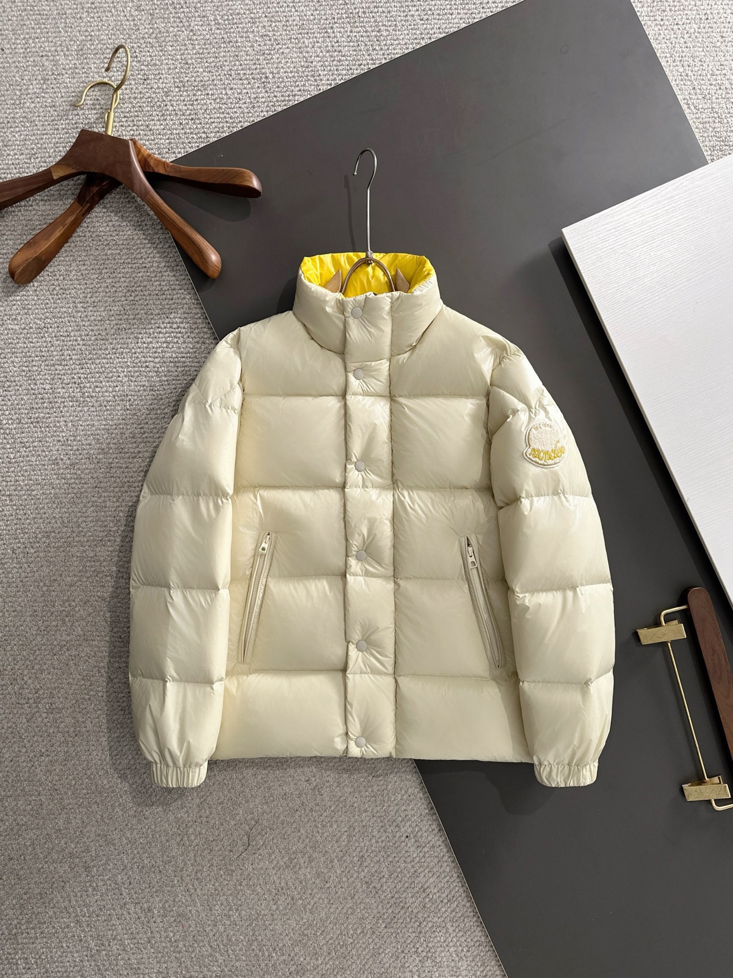 Moncler 몽클레어 몽클레르 패딩 점퍼 의류