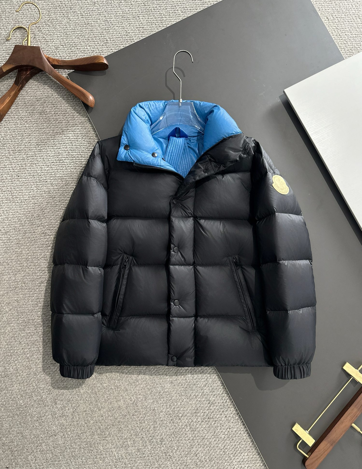 Moncler Dervox 몽클레어 몽클레르 블루팬더 패딩 점퍼 의류