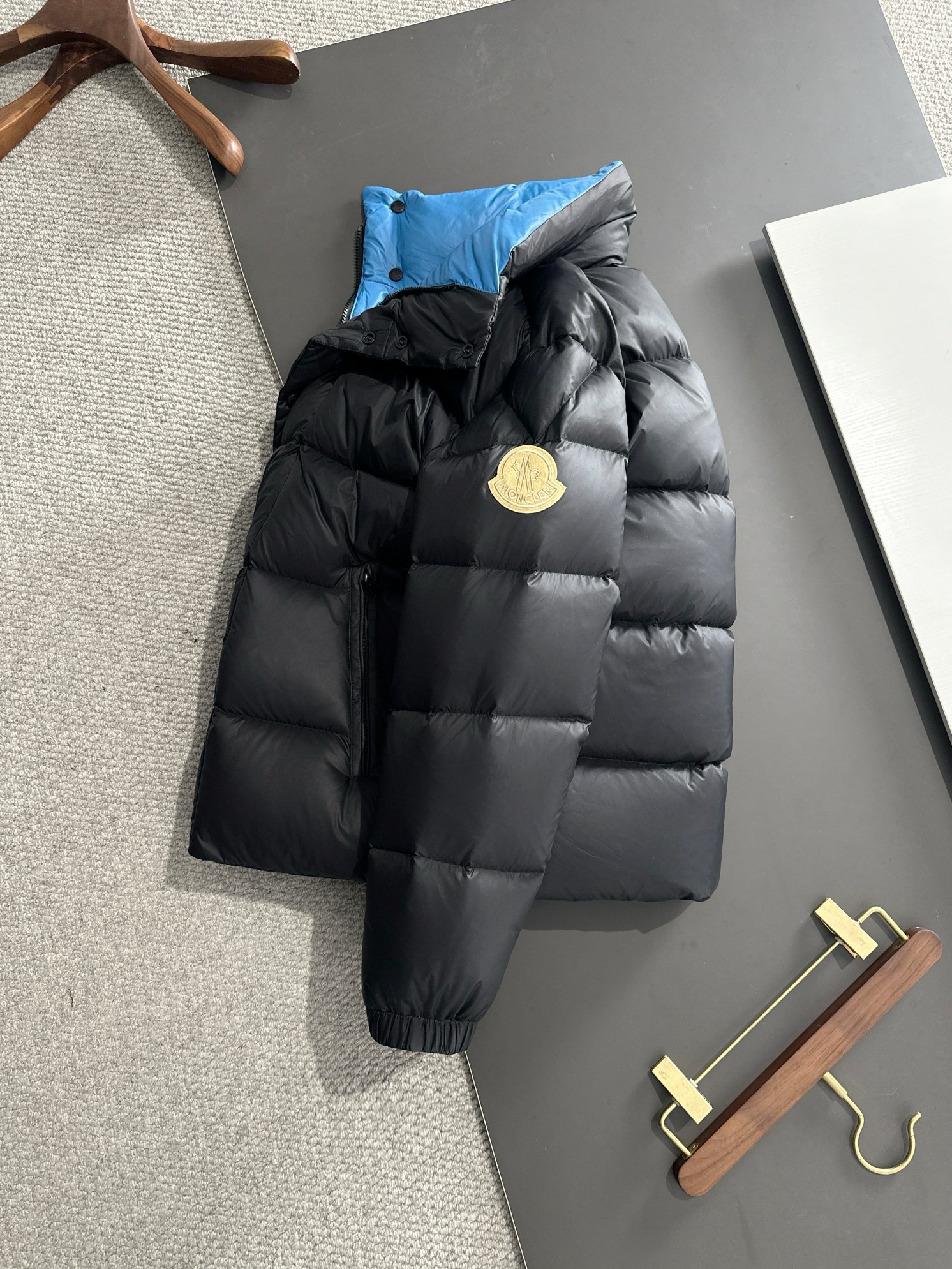 Moncler Dervox 몽클레어 몽클레르 블루팬더 패딩 점퍼 의류