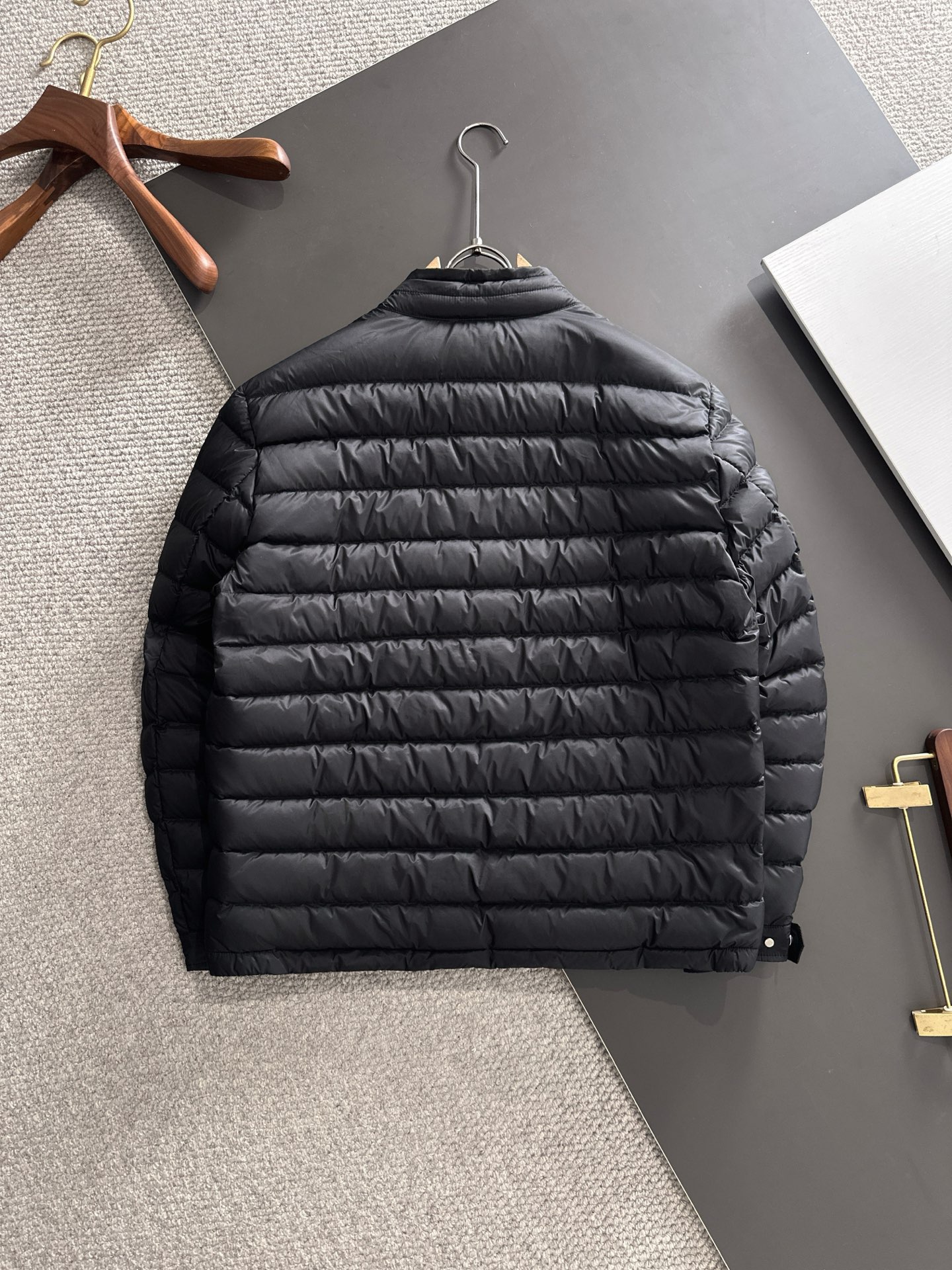 Moncler 몽클레어 몽클레르 경량 패딩 점퍼 의류