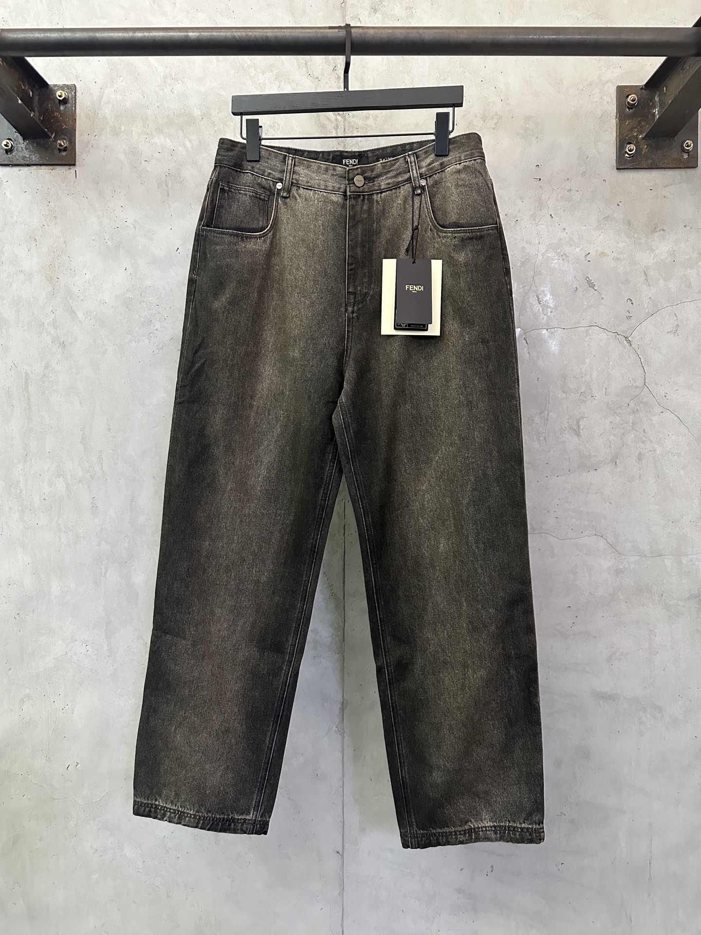 FENDI 펜디 스트레이트 핏 사이드 포켓 데님 팬츠 바지 의류
