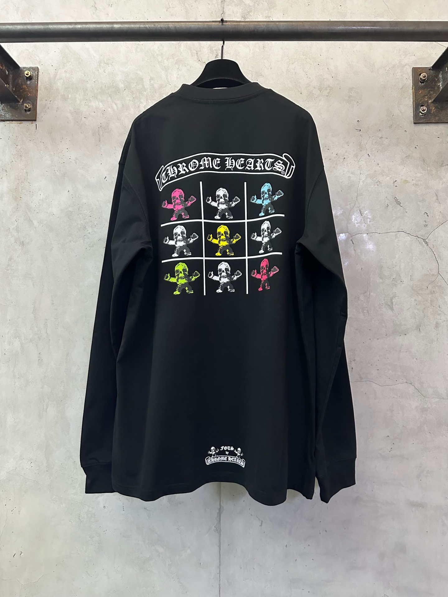 Chrome Hearts Foti CH 크롬하츠 시스템 블랙 컬러 패턴 라운드넥 롱슬리브 긴팔 티셔츠 의류