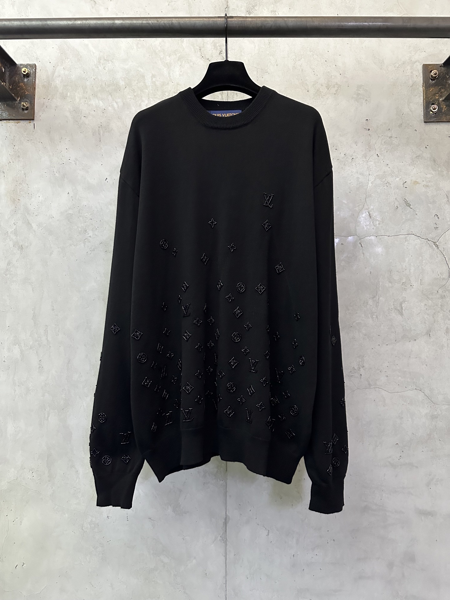 LOUIS VUITTON LV 루이비통 그라데이션 비즈 니트 스웨터 의류