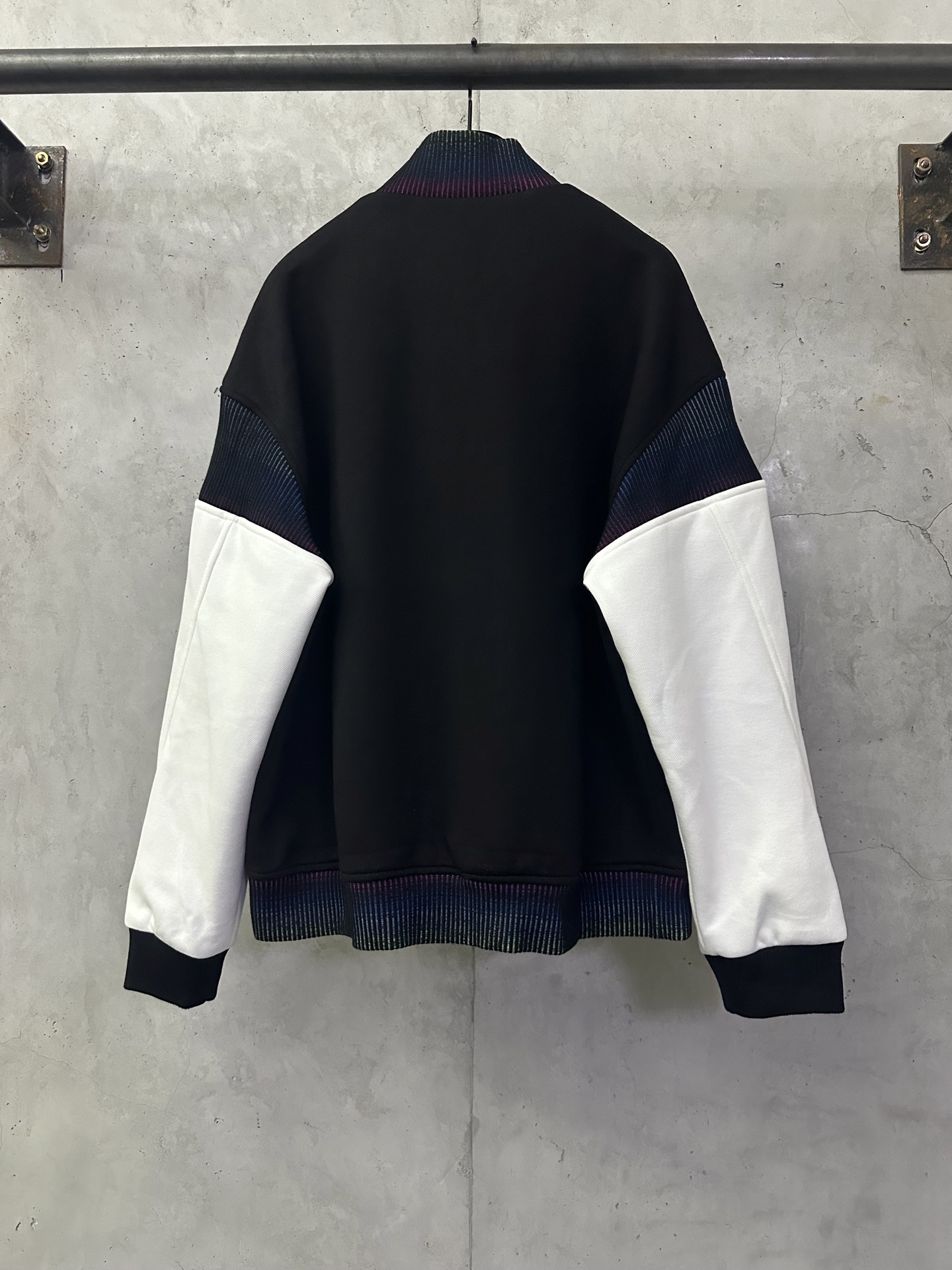 Louis Vuitton LV 루이비통 코튼 니트 허리 밴딩 자켓 / 볼링 야구 재킷 점퍼 의류