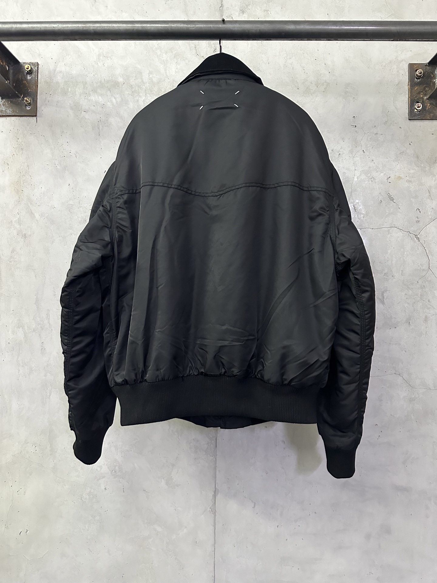 Martin Margiela MM6 마틴 마르지엘라 사각 스티치 경량 자켓 재킷 의류