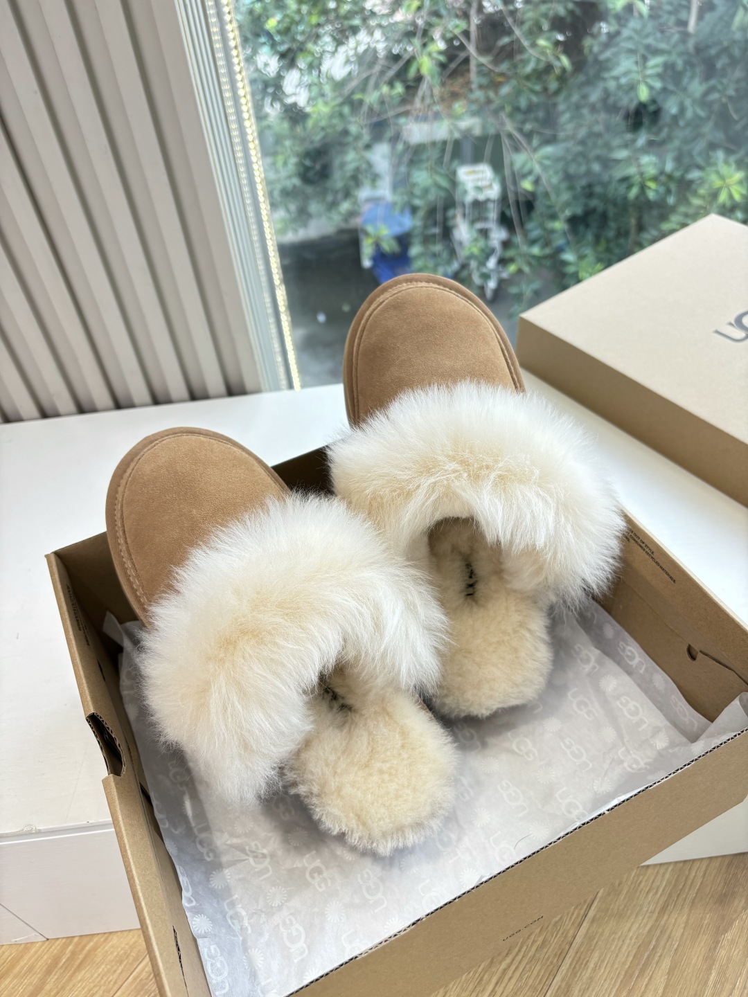 UGG 어그 커플용 겨울 슬립온 슬리퍼 신발