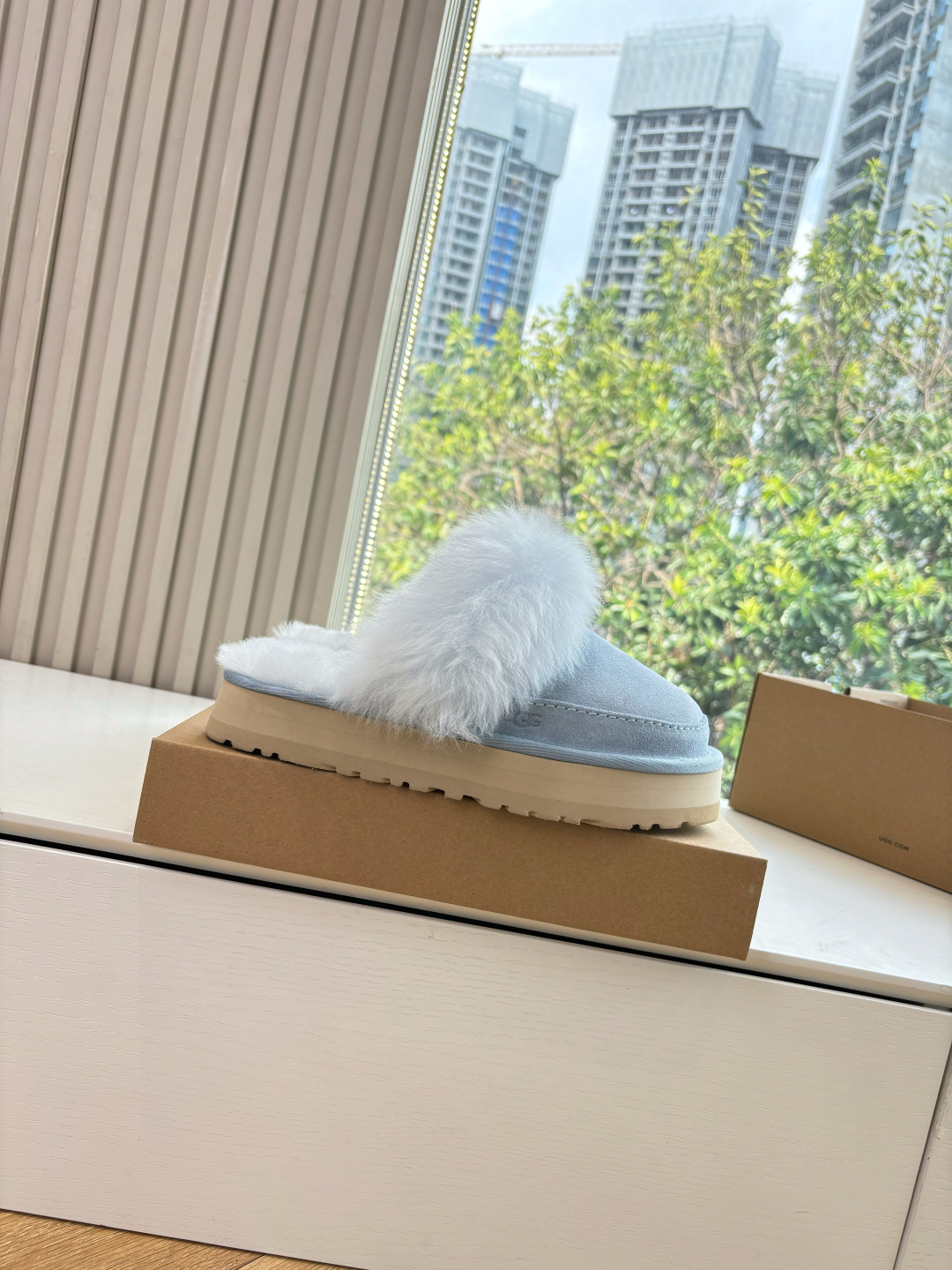 UGG 어그 커플용 겨울 슬립온 슬리퍼 신발