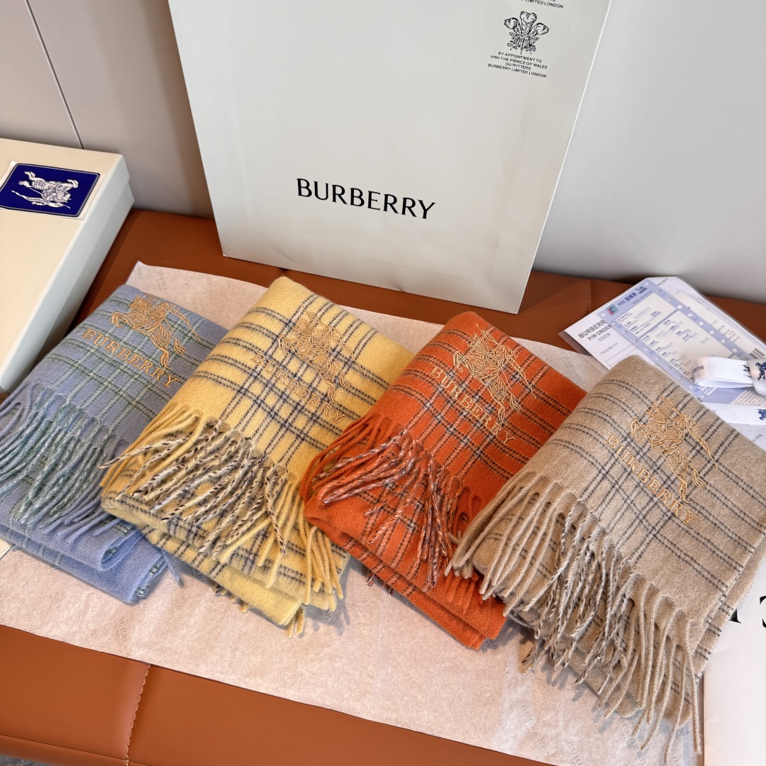 Burberry 버버리 양모 체크 스카프 머플러 목도리