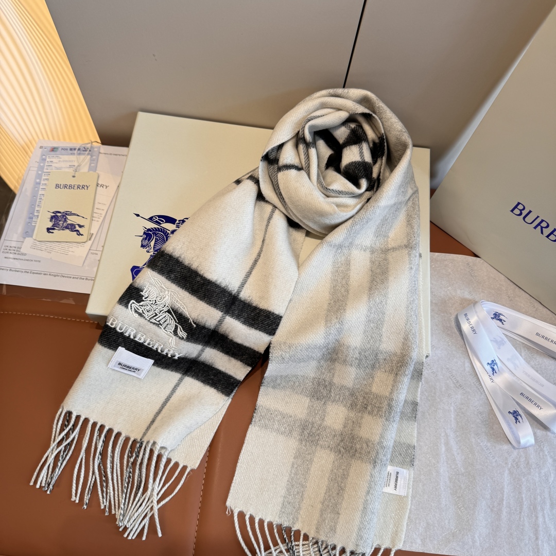 Burberry 버버리 클래식 체크 캐시미어 머플러 목도리