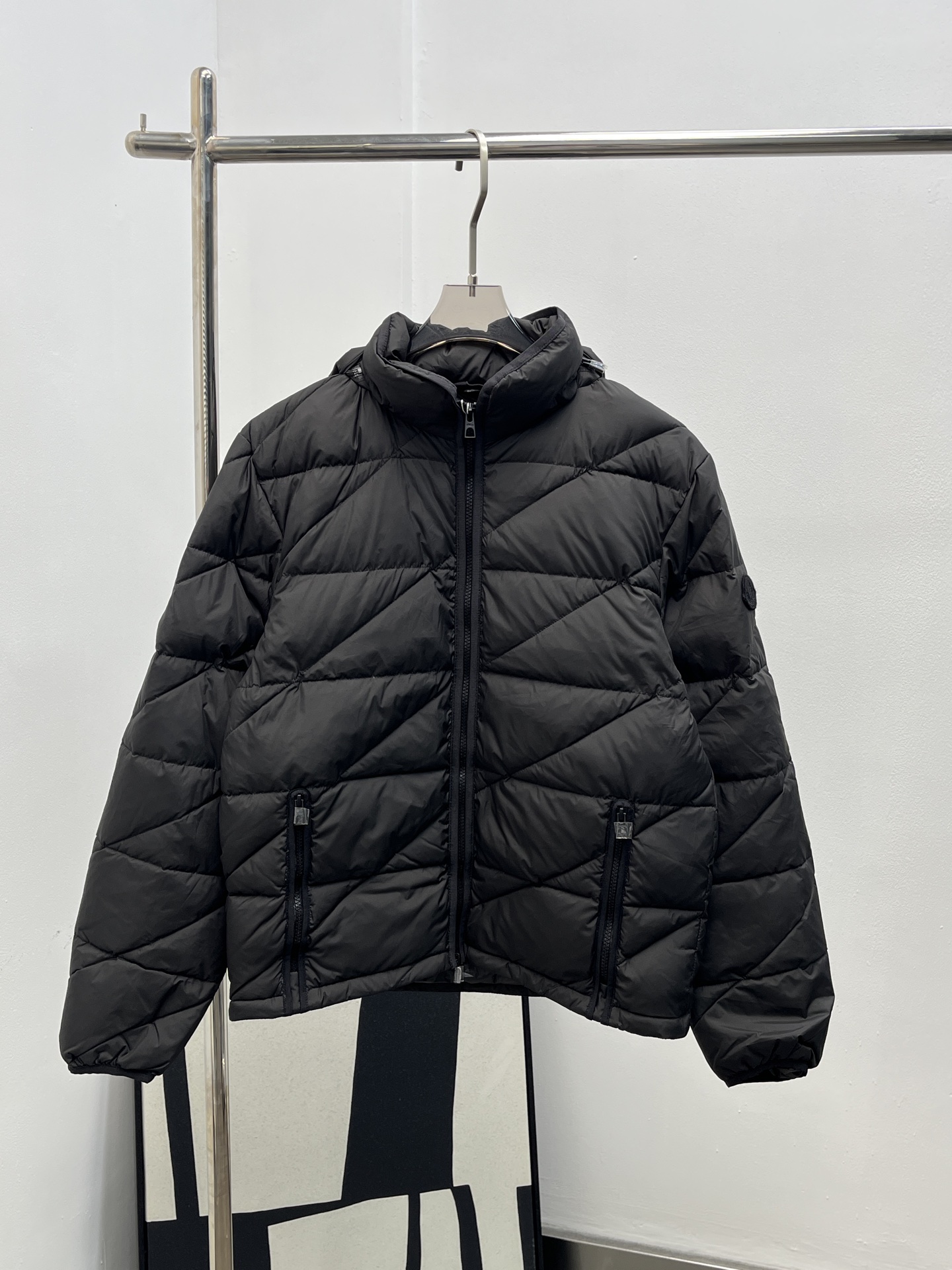 Moncler Sciros 몽클레어 몽크레르 후드 패딩 점퍼 의류
