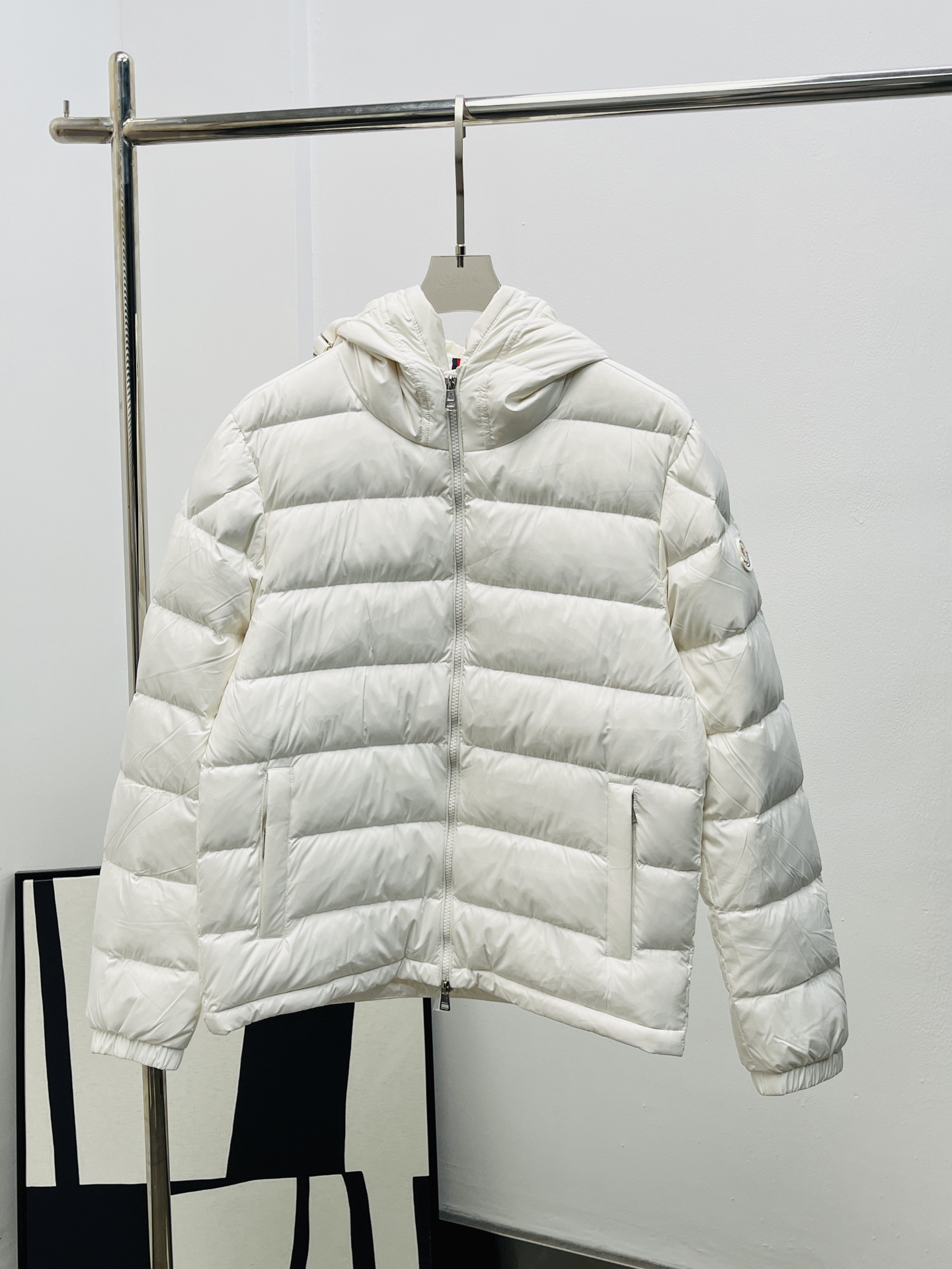 Moncler Laveraet 몽클레어 몽클레르 후드 숏다운 패딩 점퍼 의류
