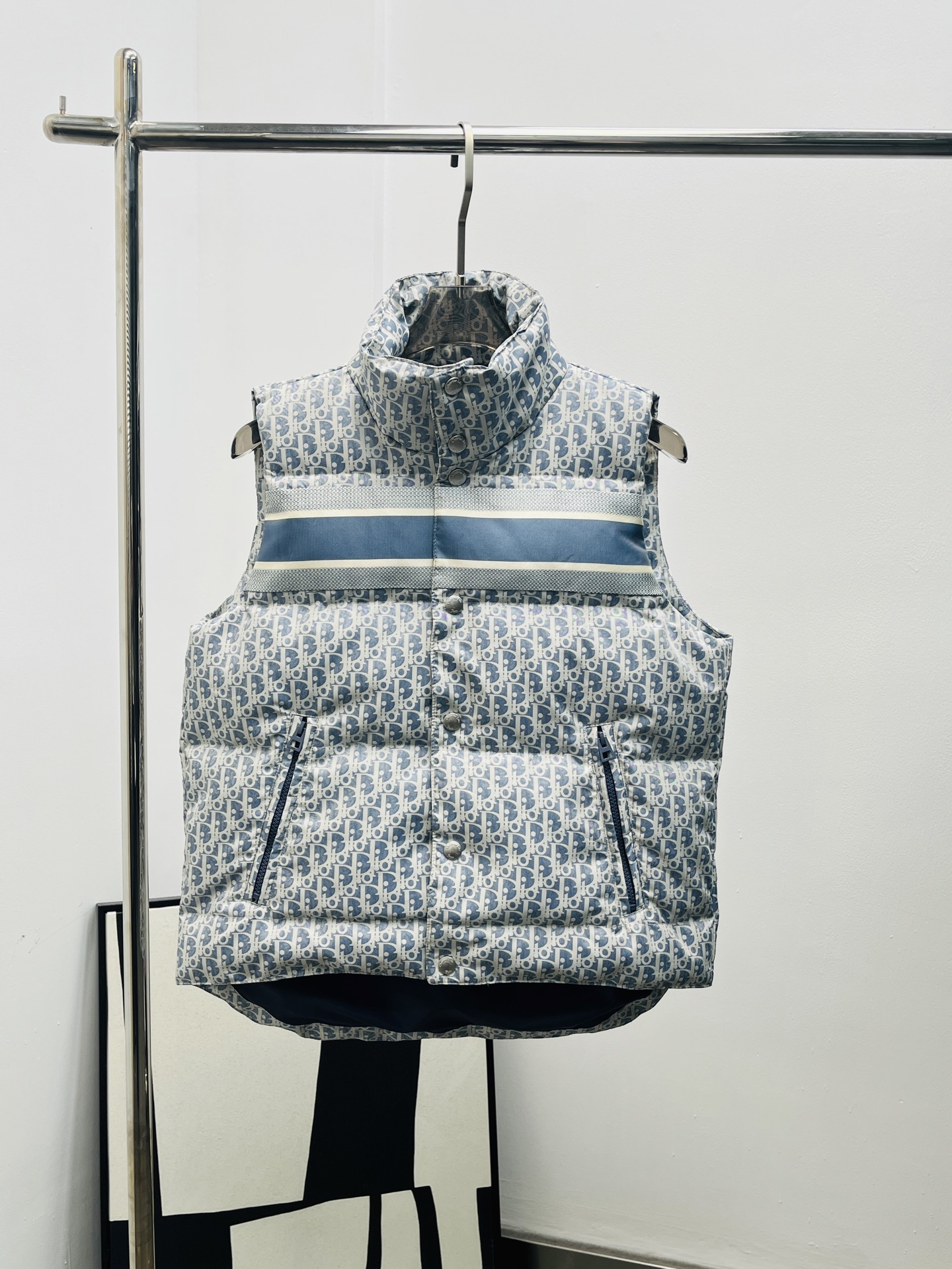 Dior CD 디올 하이넥 자카드 다운 베스트 패딩 조끼 의류