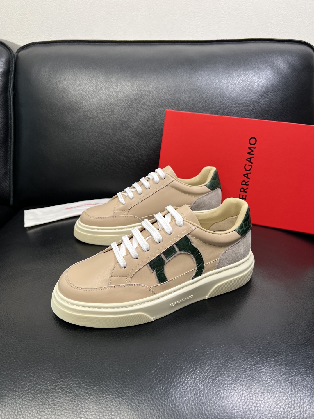 Ferragamo 페라가모 최고급 수제 스니커즈 신발