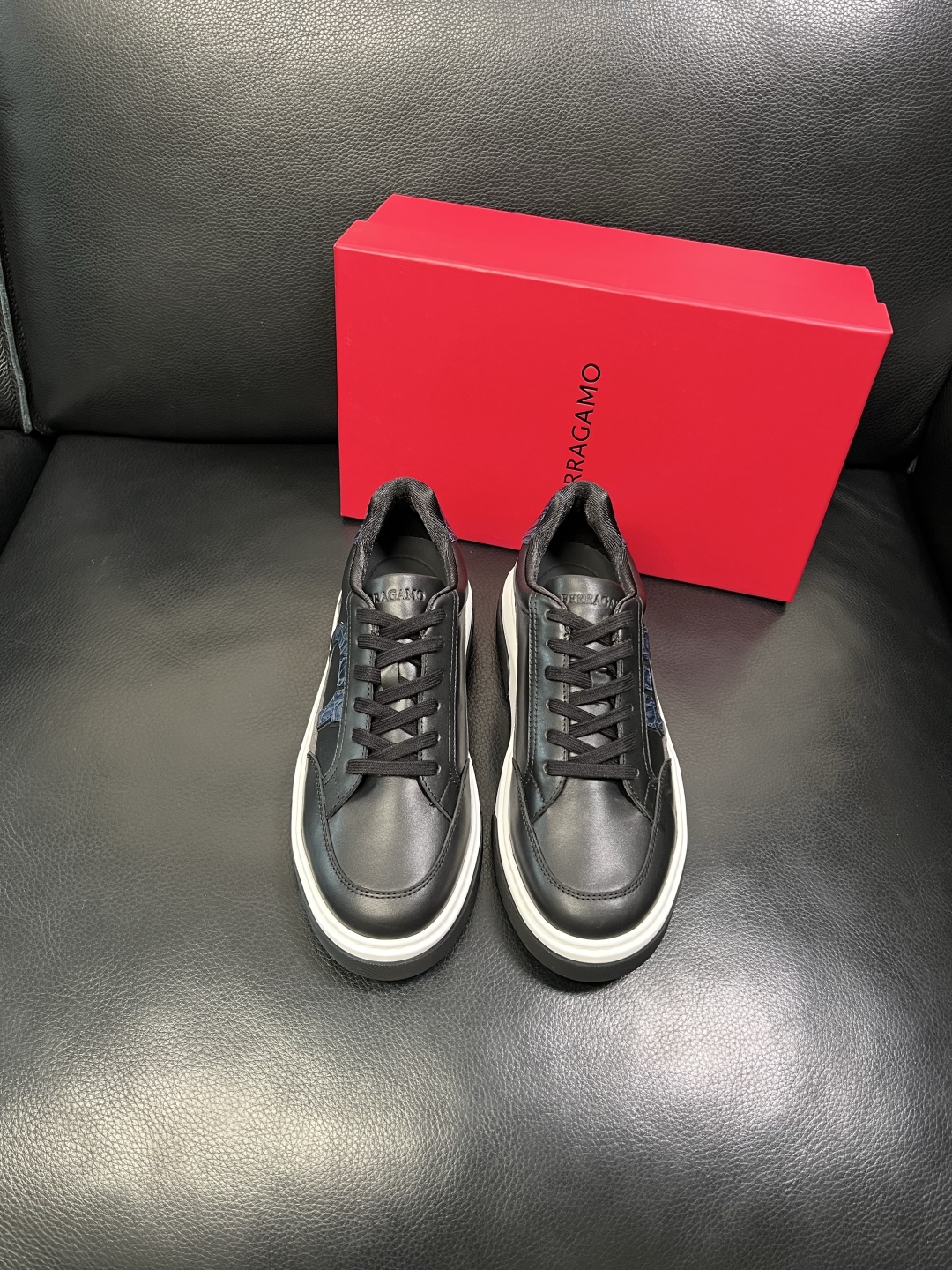 Ferragamo 페라가모 최고급 수제 스니커즈 신발