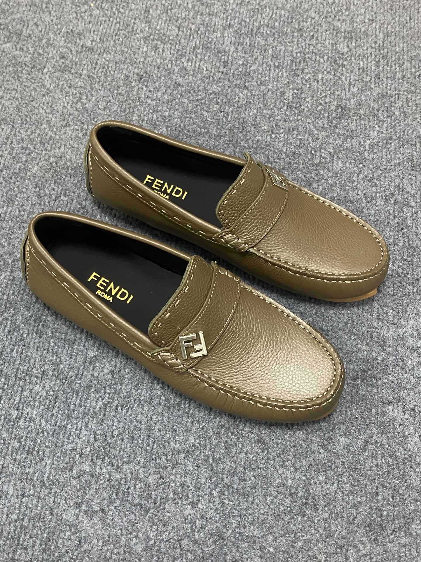 FENDI 펜디 밀라노 패션쇼 로퍼 구두 신발