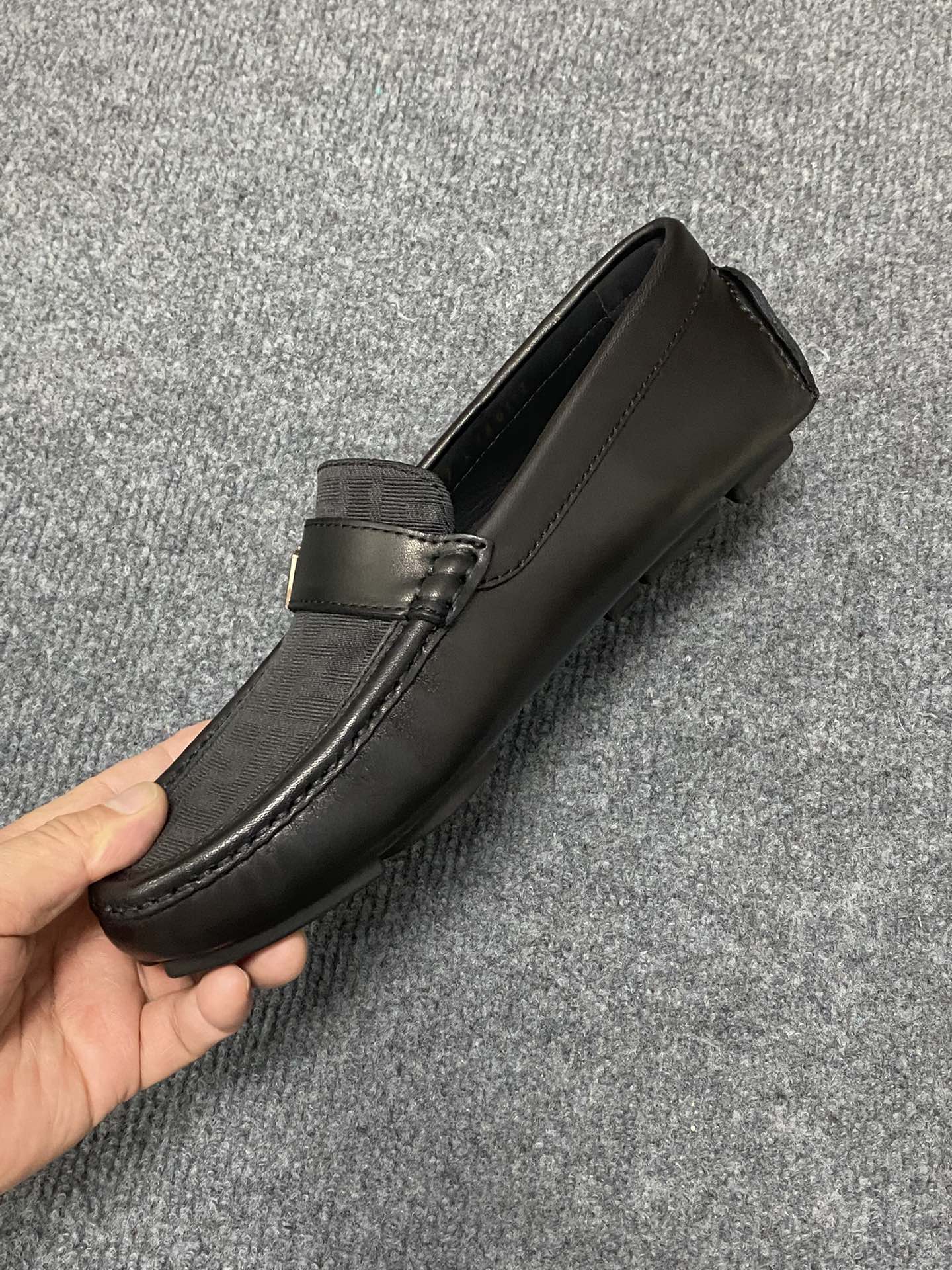 FENDI 펜디 밀라노 패션쇼 로퍼 구두 신발