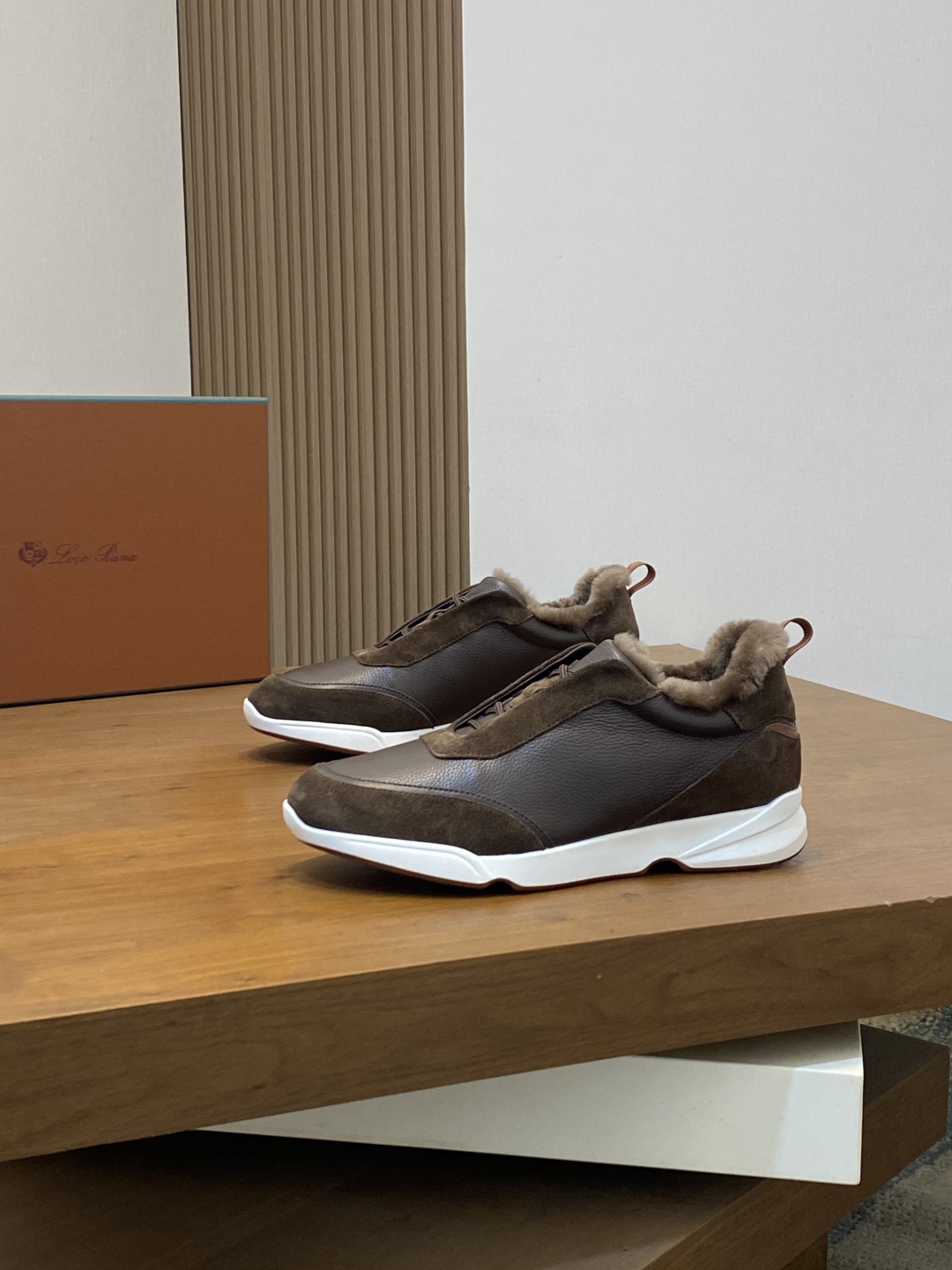 Loro Piana 로로피아나 Weekend Walk 남성 울 방한 스니커즈 신발