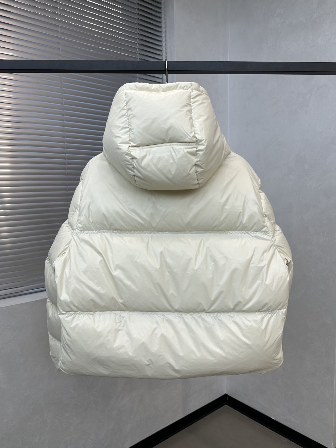 Moncler Erea 몽클레어 몽클레르 숏 다운 재킷 패딩 점퍼 의류 (여성용)