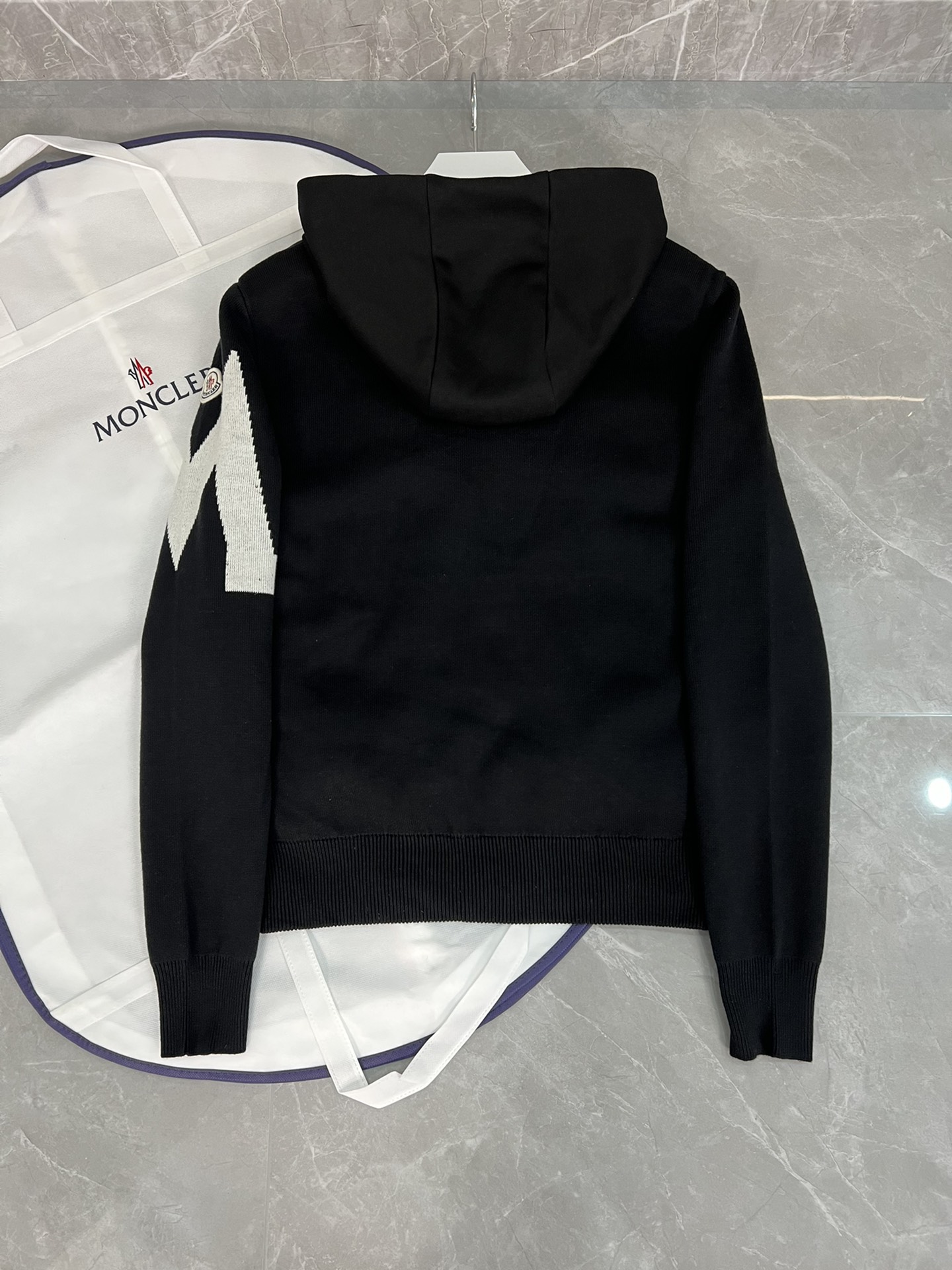 Moncler 몽클레어 몽클레르 후드 집업 패딩 가디건 자켓 의류