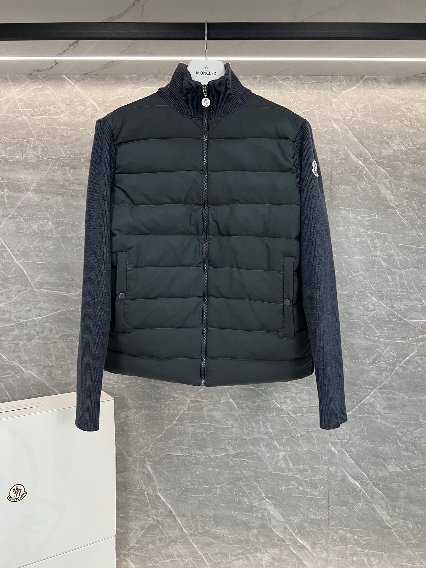 Moncler 몽클레어 몽클레르 다운 재킷 자켓 의류