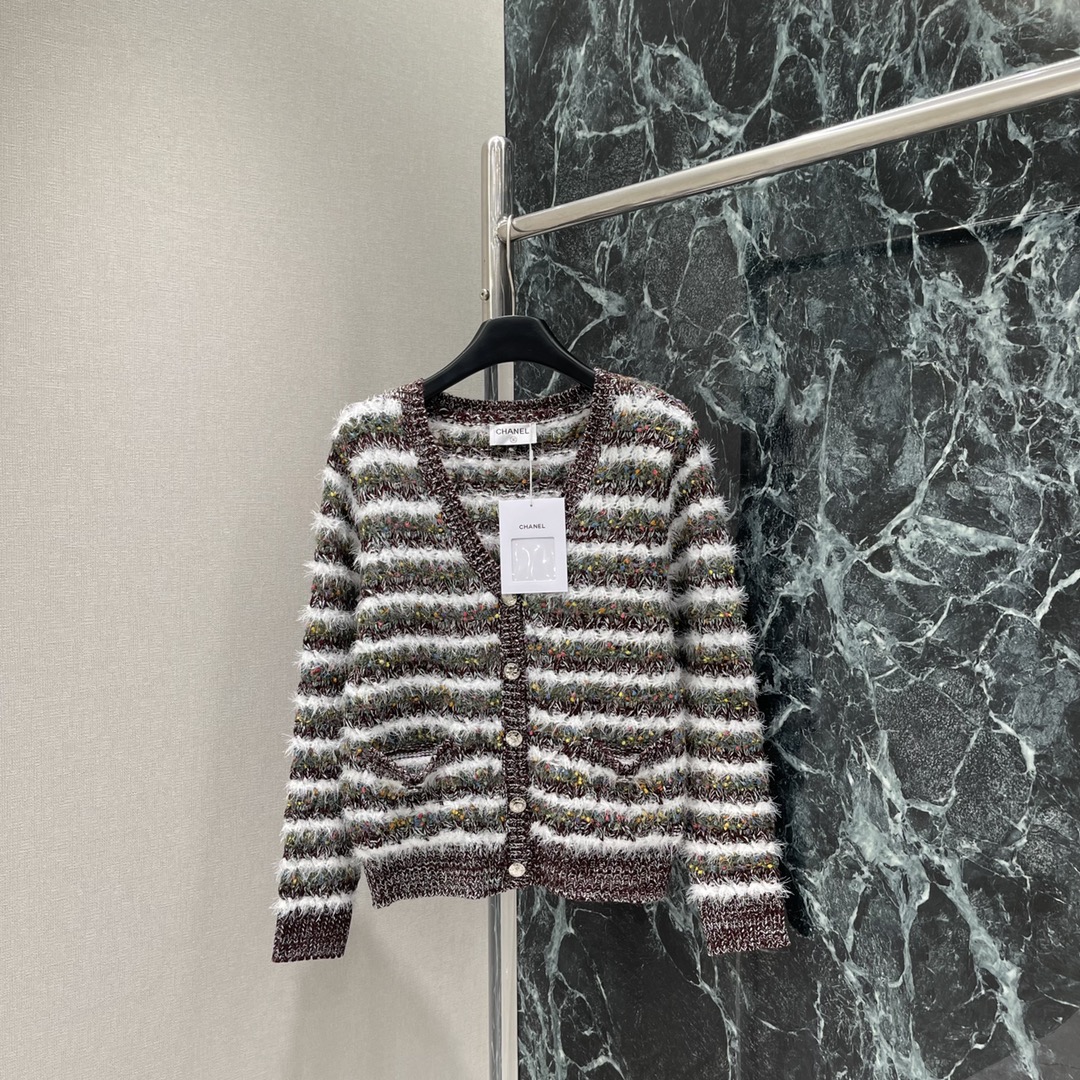 Chanel Early Fall 샤넬 스트라이프 니트 가디건 의류