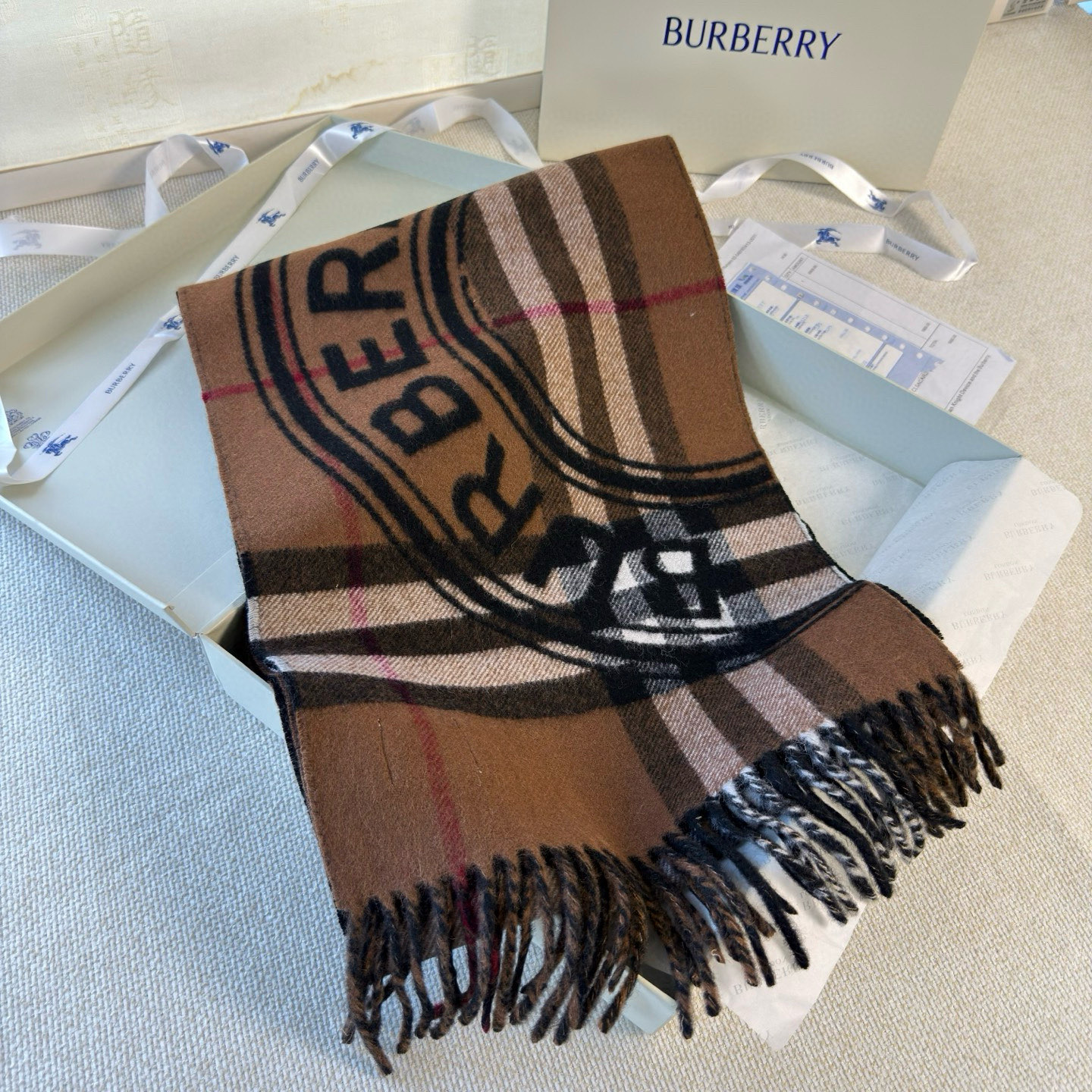 Burberry 버버리 몽타주 프린트 캐시미어 머플러 목도리