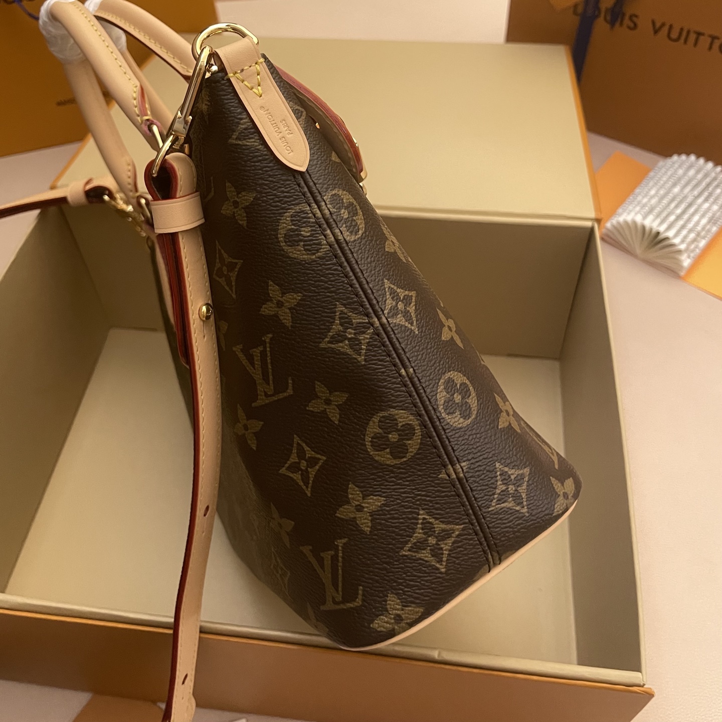 LV 루이비통 Borsa Neo Lockit 핸드백 토트백 숄더백 가방 스몰