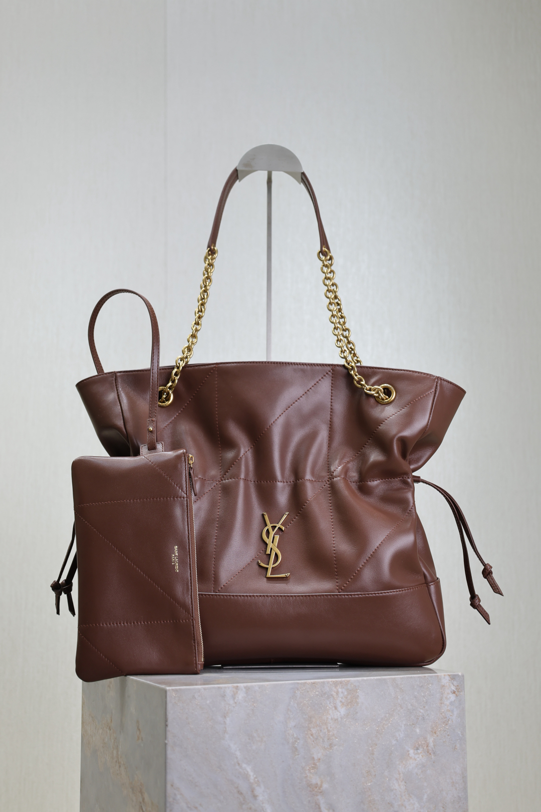 YSL 생로랑 Jamie 4.3 Large POCHON 버킷백 가방