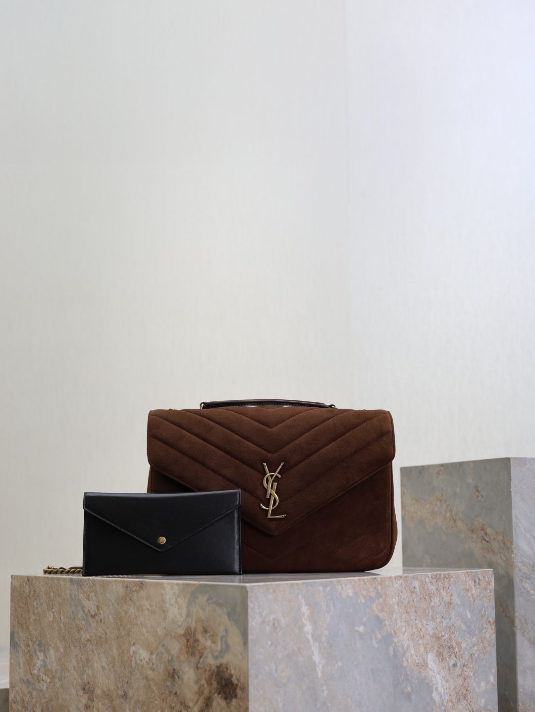YSL LouLou 생로랑 숄더백 맥시백 가방 (스웨이드 버전·32cm)