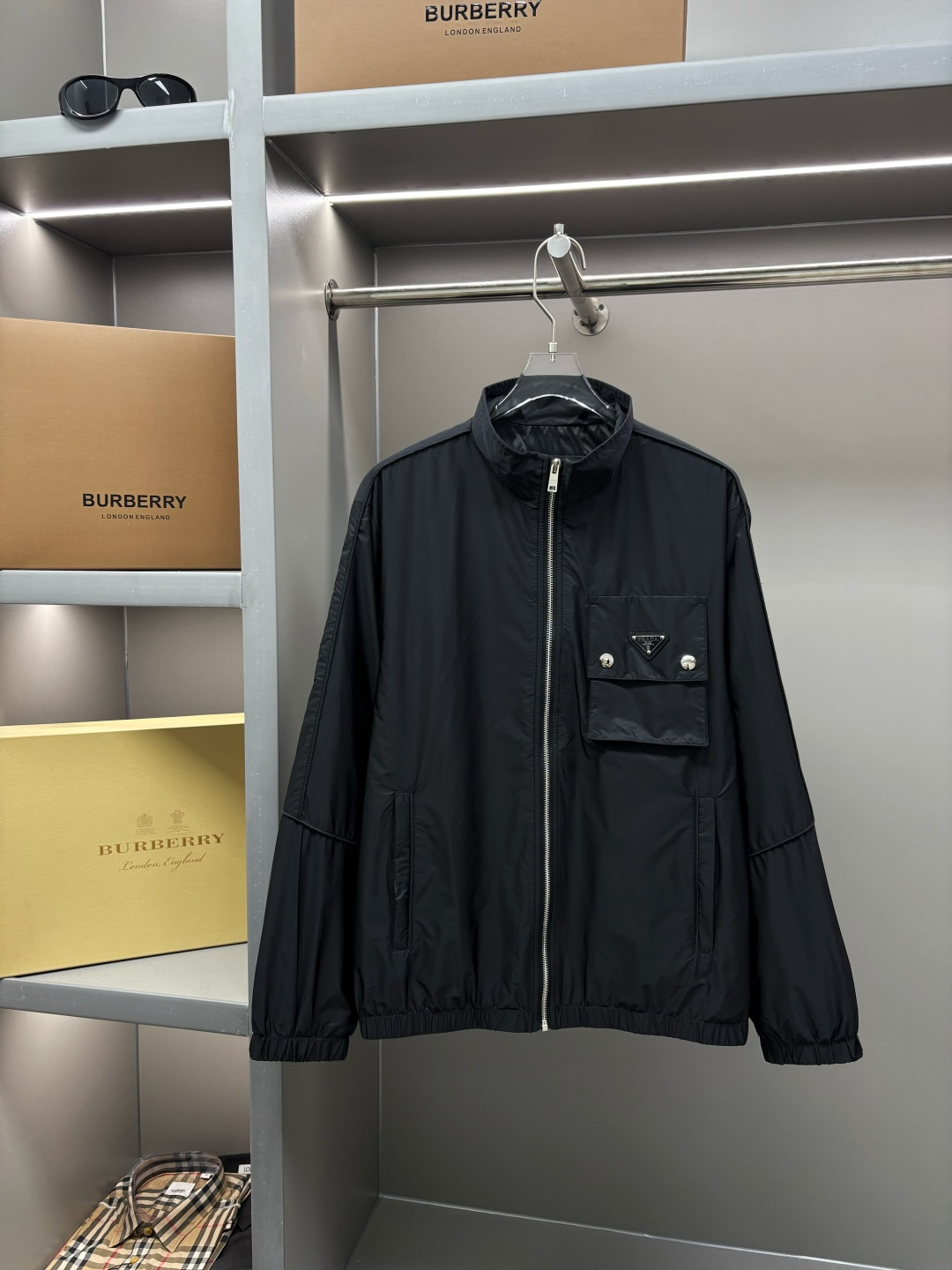 PRADA 프라다 스탠드 카라 얇은 면 재킷 자켓 의류