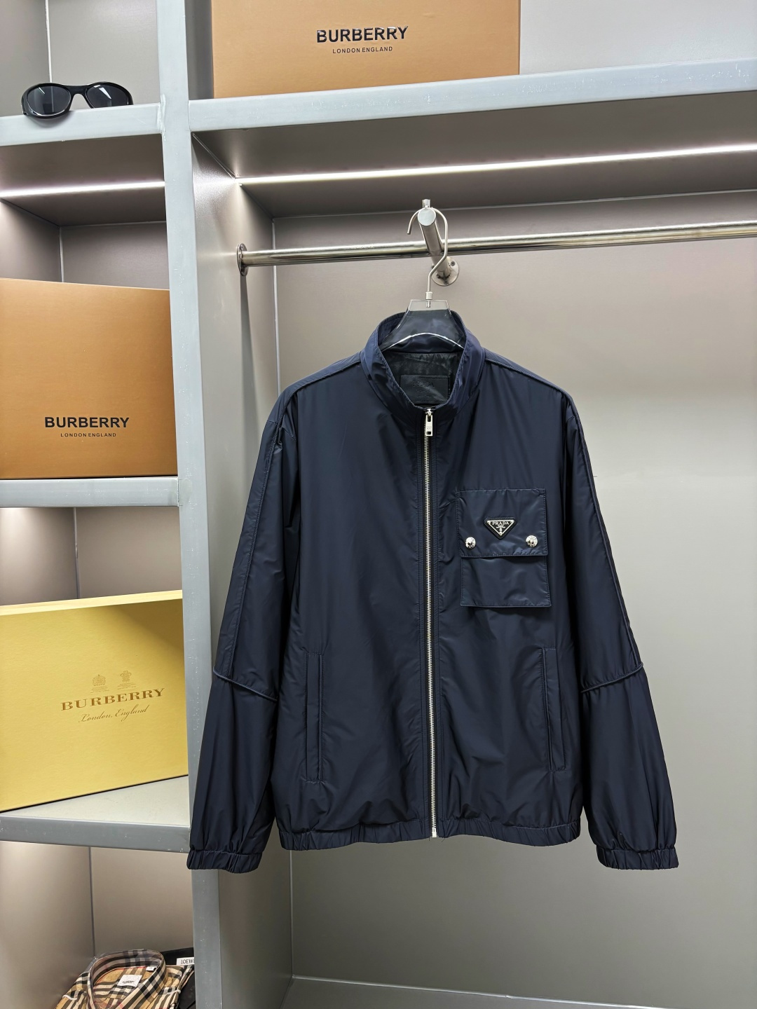 PRADA 프라다 스탠드 카라 얇은 면 재킷 자켓 의류