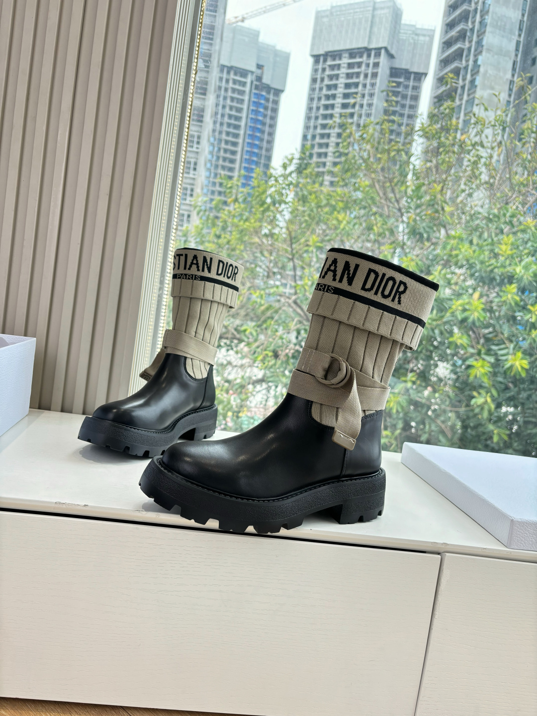 Miss Dior CD 디올 미들 부츠 신발