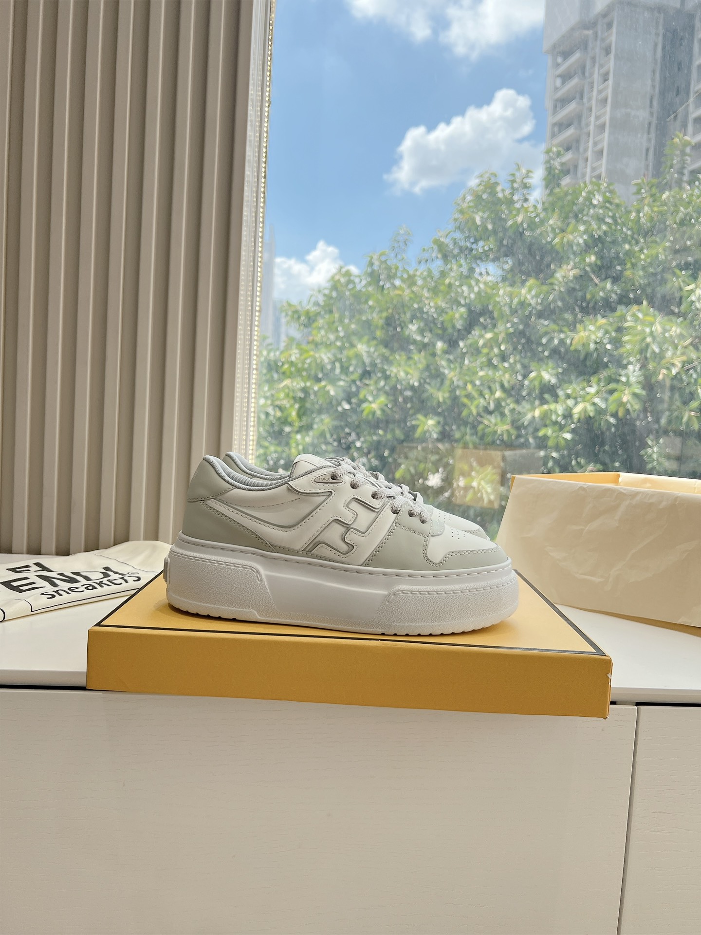 Fendi 펜디 FF 로고 스니커즈 신발