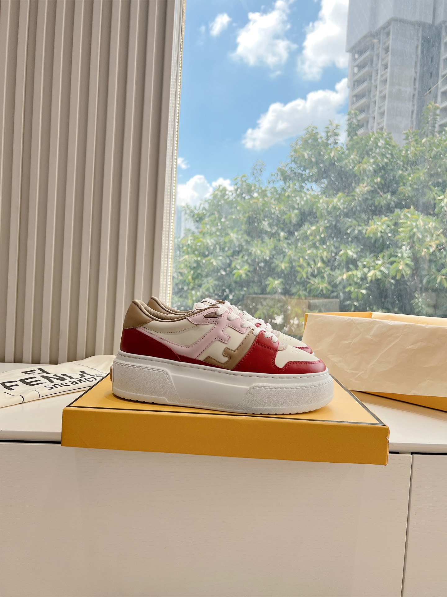 Fendi 펜디 FF 로고 스니커즈 신발