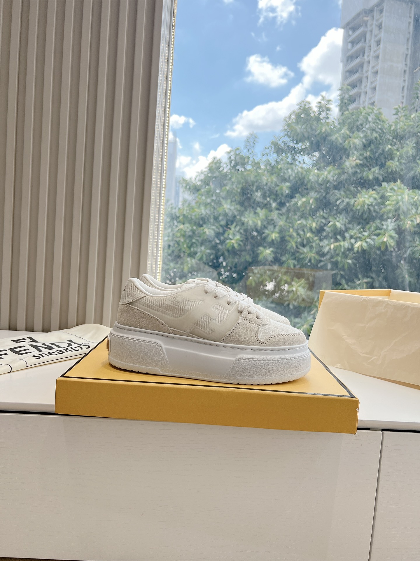 Fendi 펜디 FF 로고 스니커즈 신발