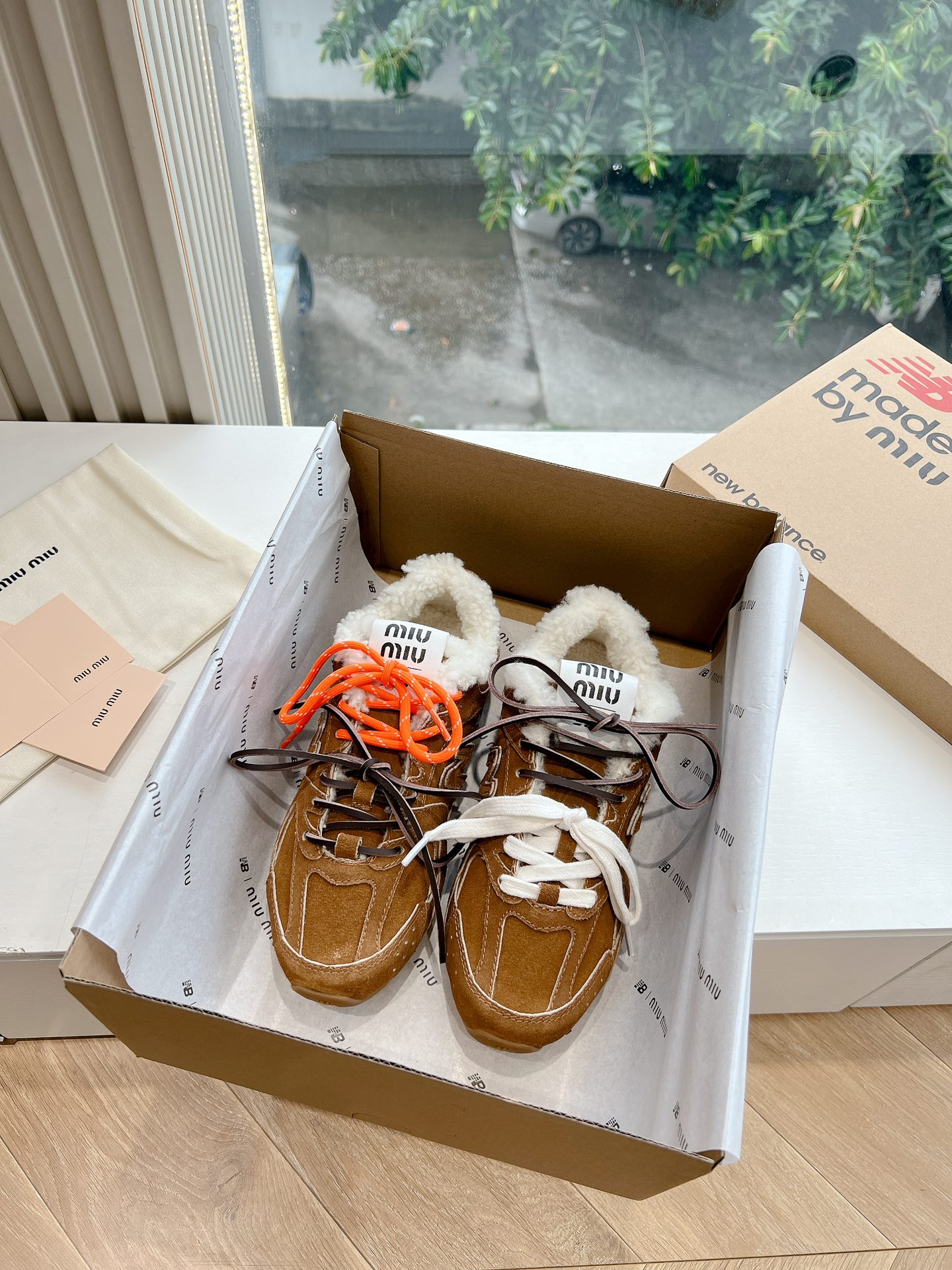 miumiu 미우미우 양털 로퍼 스니커즈 신발