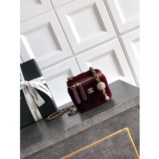 Chanel 샤넬 금속 볼 & 양가죽 미니 사각 숄더백 가방