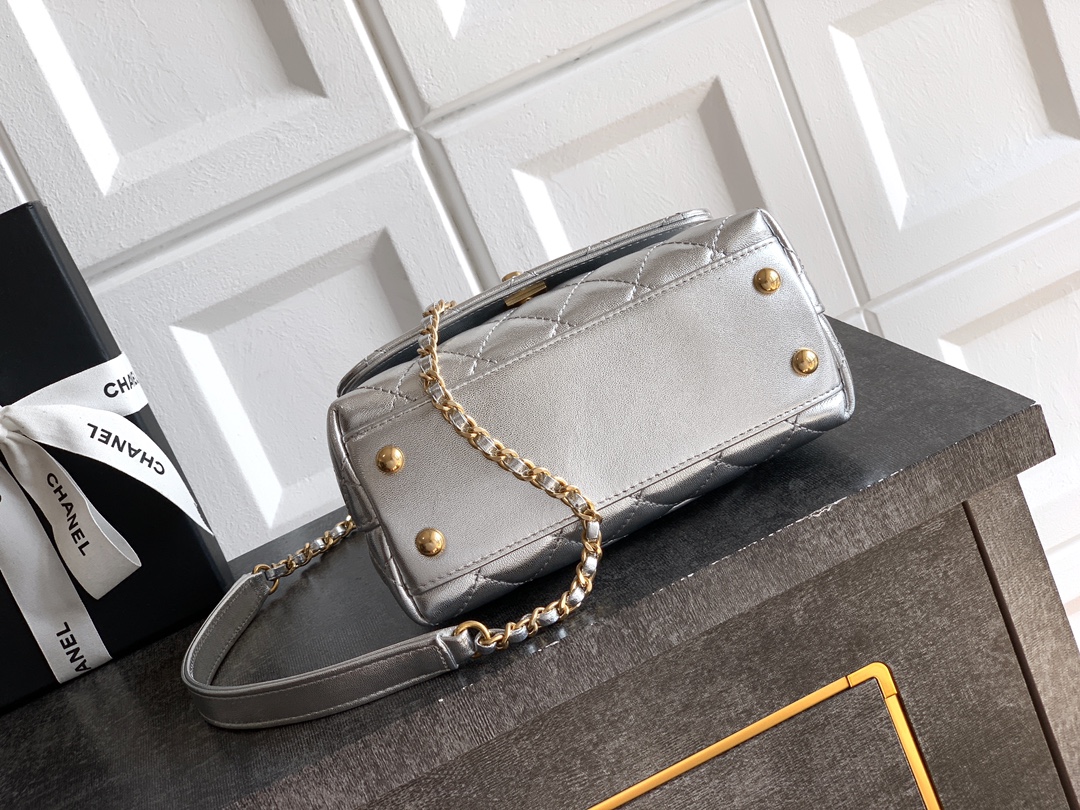 CHANEL 샤넬 금색 미니 링백 핸드백 체인백 가방 19cm