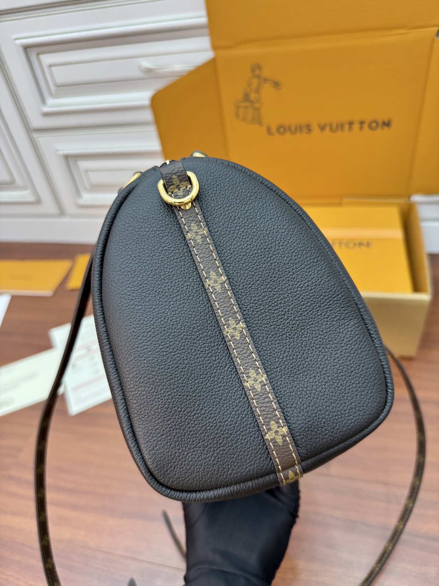 LOUIS VUITTON LV 루이비통 숄더백 핸드백 가방