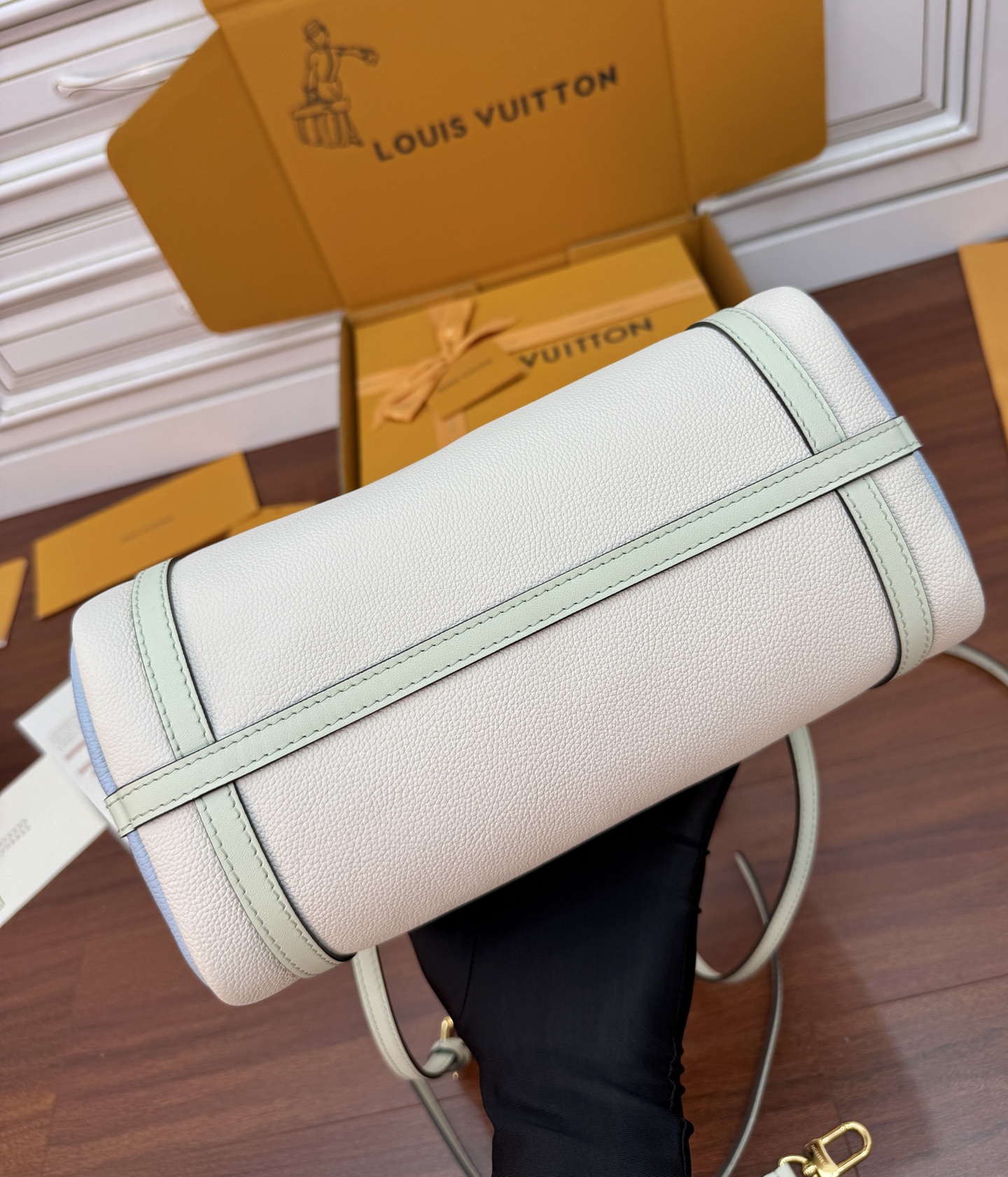 LOUIS VUITTON LV 루이비통 숄더백 핸드백 가방