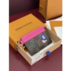 LV 루이비통 M15332 Charms 카드 지갑