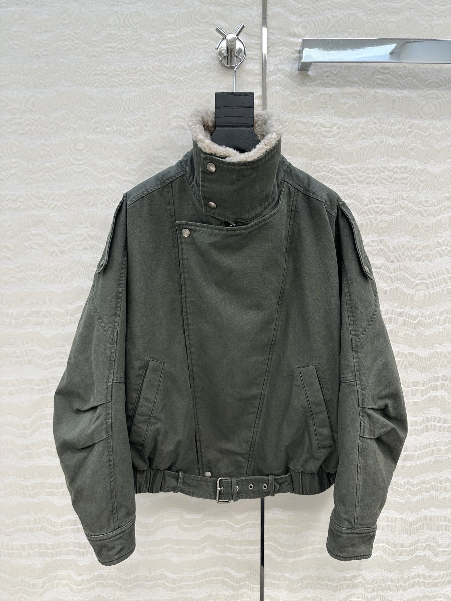 YSL 생로랑 다운 점퍼 봄버 자켓 재킷 의류