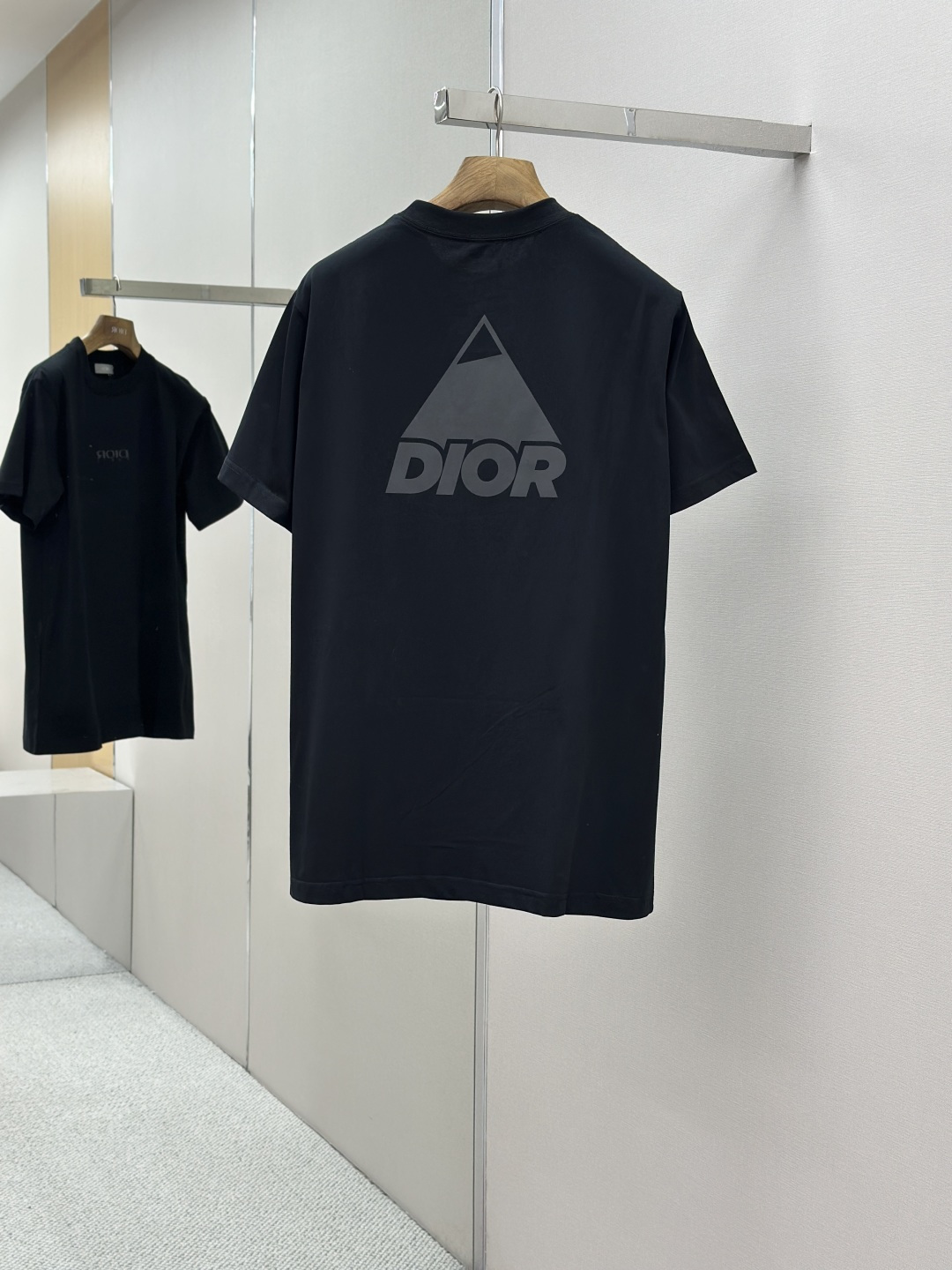 DIOR CD 디올 반사 로고 반팔 티셔츠 의류