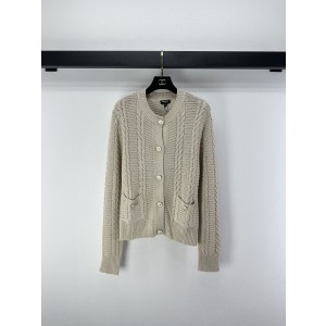 Chanel 샤넬  라운드넥 케이블 니트 가디건 의류