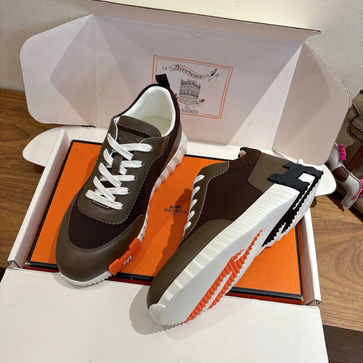 Hermes 에르메스 커플 시리즈 스니커즈 신발