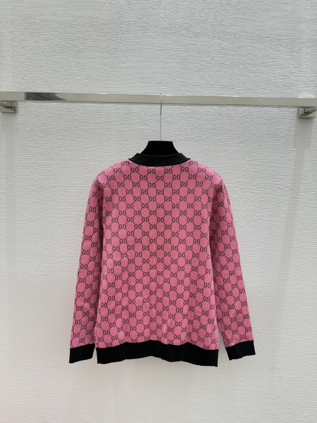 Gucci 구찌 V넥 배색 로고 모노그램 가디건 의류